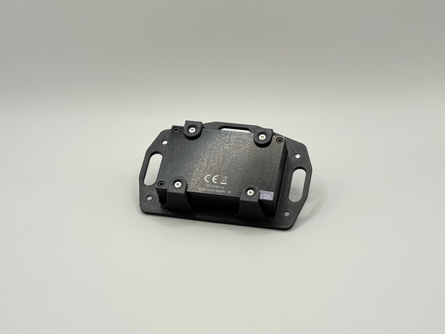 Bündige Halterung für JETI Central Box 210 / 220